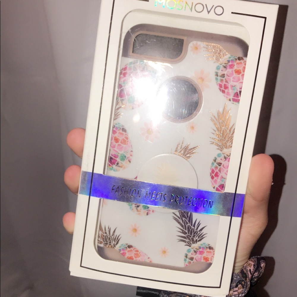 iPhone 7+ pineapple case with pop socket
